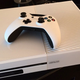 Illustration for article titled Unboxing A White Xbox One Makes Me Very Jealous